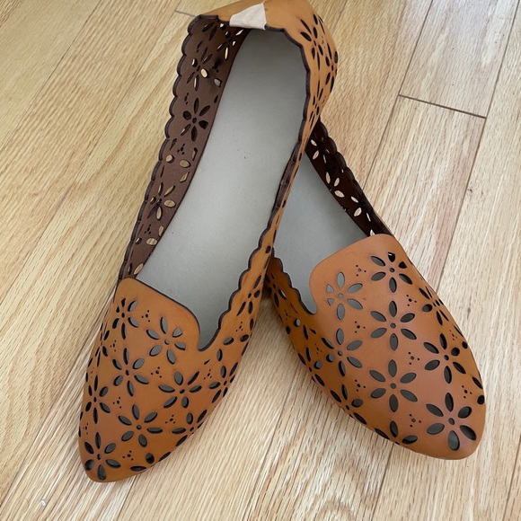 BNWT handmade 💯 leather, mustard khussa flats jutti - Picture 2 of 7